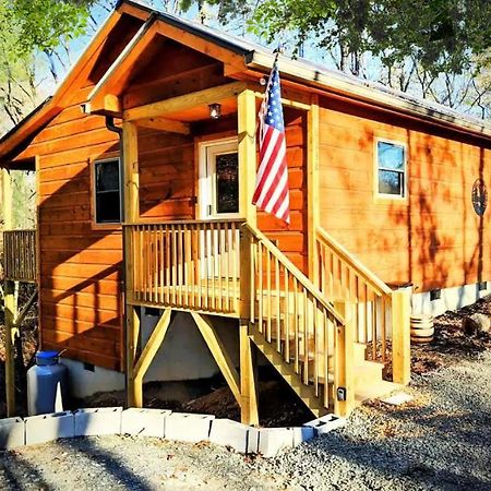 New Serene, Fun & Comfy Cabin- Covered Deck, Grill, Arcade Murphy Eksteriør billede